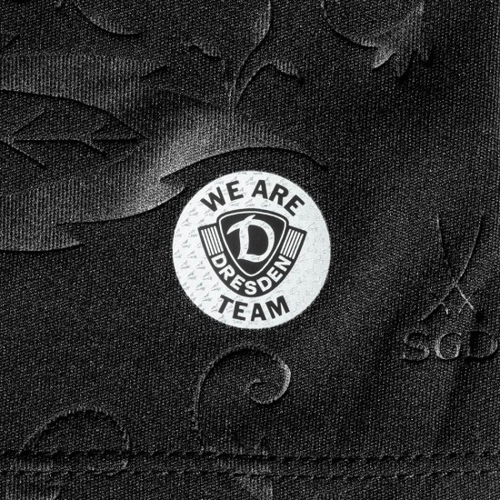 Maglia Speciale Total Black Dynamo Dresden Uomo 2025/26 Maglia Speciale Total Black Dynamo Dresden Uomo 2025/26